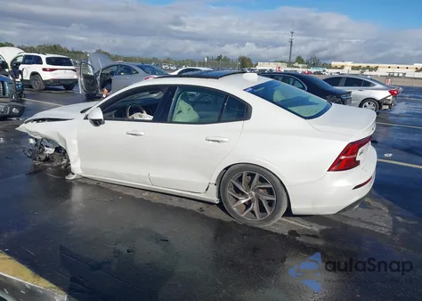 2020 Volvo S60 T5 Momentum from USA, damaged, VIN 7JR102FK3LG036741